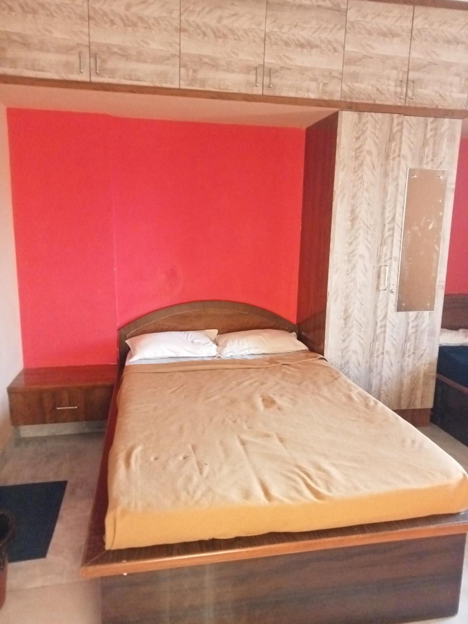 מייזור Sri Sapthagiri Comfort מראה חיצוני תמונה